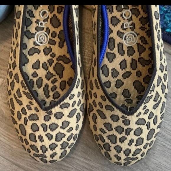 COPY - Rothys spotted leopard print round toe size 9 flat woman’s shoes - Picture 3 of 12